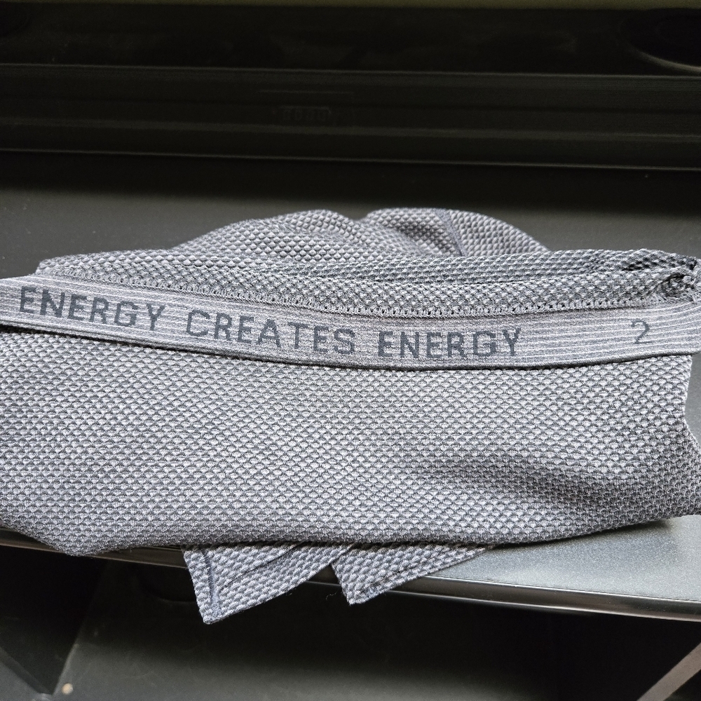 Lululemon Swiftly Tech Long-Sleeve Shirt 2.0 Waist Length Textured Knit Graphite - Picture 6 of 7